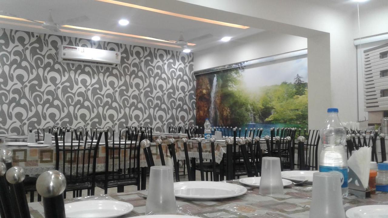 Hotel Nilay Дварка Екстер'єр фото