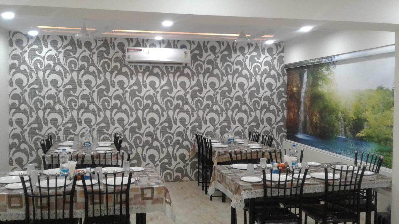 Hotel Nilay Дварка Екстер'єр фото